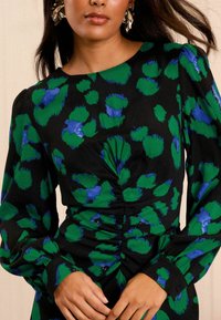 Love & Roses PETITE FIT - ANIMAL - Dnevna haljina - black