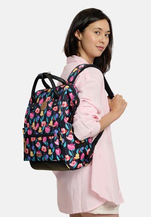 Cabaia, ADVENTURER MEDIUM GENOA - Tagesrucksack - graphic flower