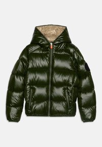 Unselected, pine green