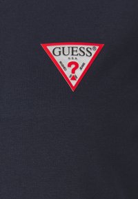 Guess TRIANGLE  - Camiseta básica - suiting blue