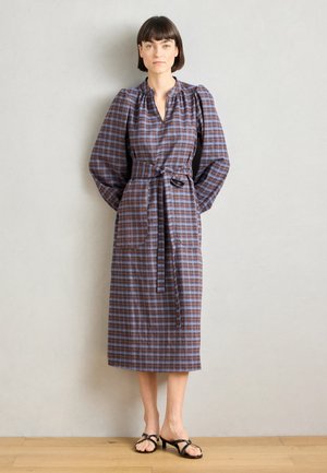 MIDI DRESS - Abito a camicia - mauve