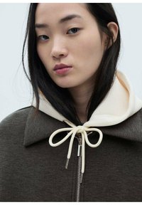 Mango Letná bunda - grey