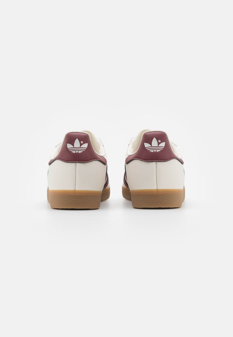 adidas gazelle silver green womens adidas Gazelle ADV