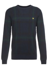 Maglione blu navy con motivo a quadretti verdi e neri, collo tondo, maniche lunghe e un piccolo logo giallo sul petto a sinistra. Texture morbida.