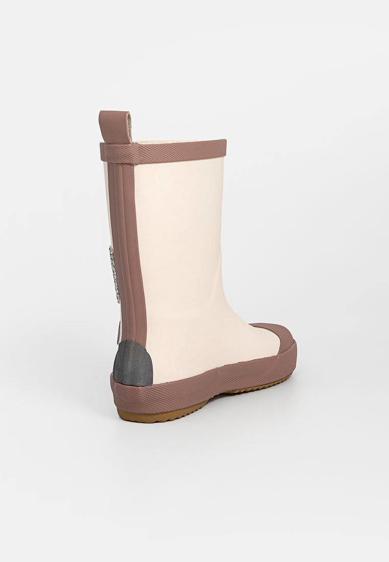 Stivale da donna impermeabile in gomma color crema con dettagli marroni. Presenta una suola testurizzata, rinforzi laterali e una maniglia sul retro.