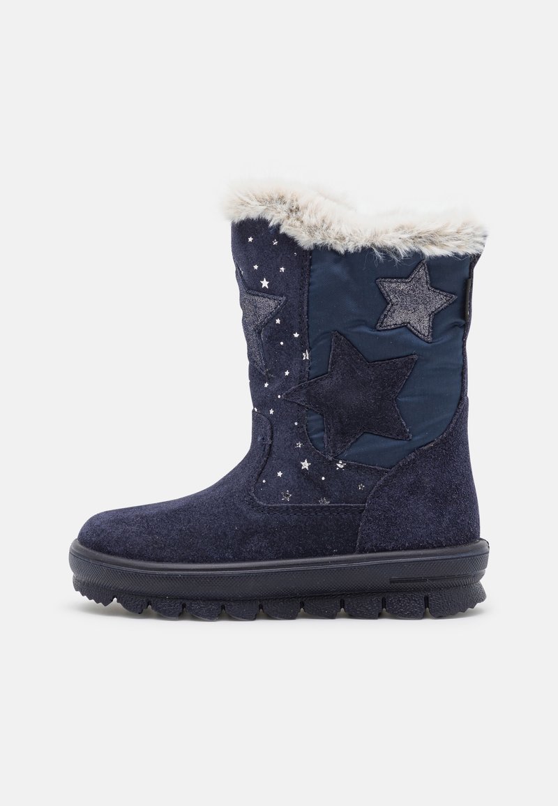 Bottines bleu marine en daim et nylon, avec un revers en fausse fourrure, des motifs d'étoiles, et une semelle en caoutchouc texturé pour une meilleure adhérence.