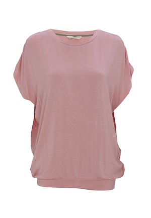 Haut rose à manches courtes ample avec un col rond, fabriqué en tissu doux au toucher lisse et à la drape subtile.