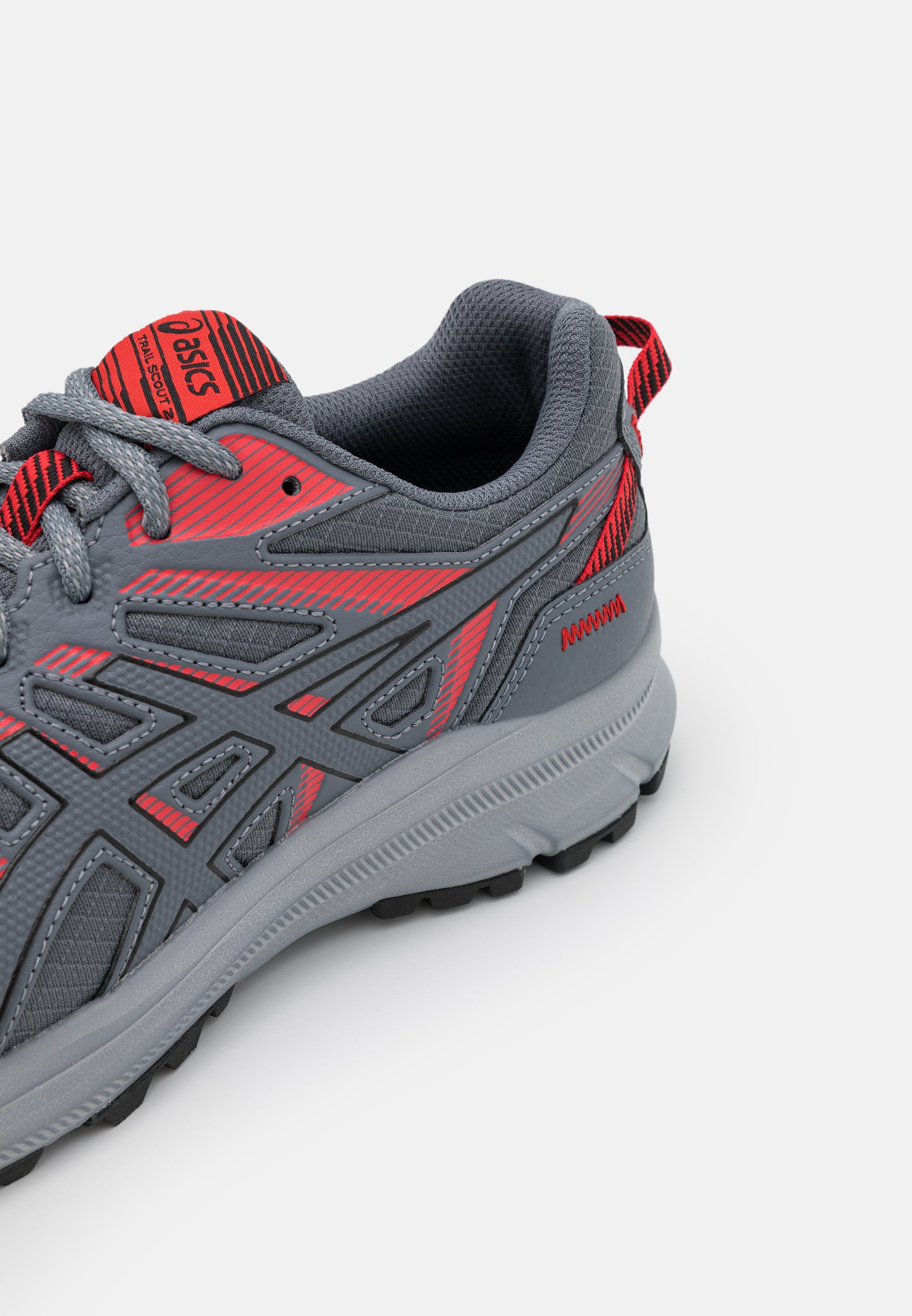 asics trail
