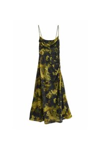 REGULAR FIT - Trikotāžas kleita - khaki green camo print