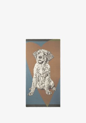 Rechthoekige stof met een grote, gedetailleerde zwart-wit illustratie van een hond tegen een hartvormige bruine en blauwe achtergrond.