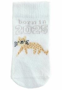 Chaussette en coton blanc avec texture côtelée, ornée d'un imprimé léopard jaune et marron et du texte "né en 2025" en gris clair.