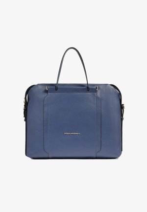 Bolso para portátil de cuero azul con doble asa y cierre de cremallera. Cuenta con un bolsillo delantero y logo en relieve. Textura suave y diseño elegante.