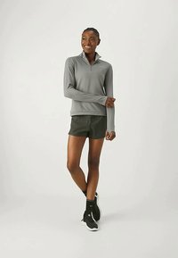 Nike Performance DRI-FIT PACER - Long sleeved top - smoke grey/(reflective silv)