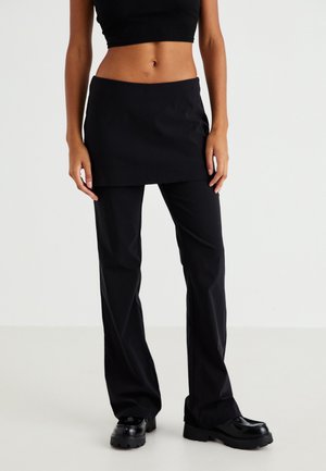 ONLY ONLPADMA Flared Fit - Pantalon classique - black