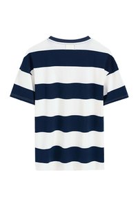T-shirt à manches courtes avec des rayures horizontales bleu marine et blanches, fabriqué en tissu doux, avec un col rond et une coupe décontractée.