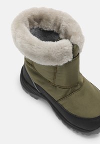 Kickers JUMPSNOW WPF - Snowboot/Winterstiefel - kaki noikhaki