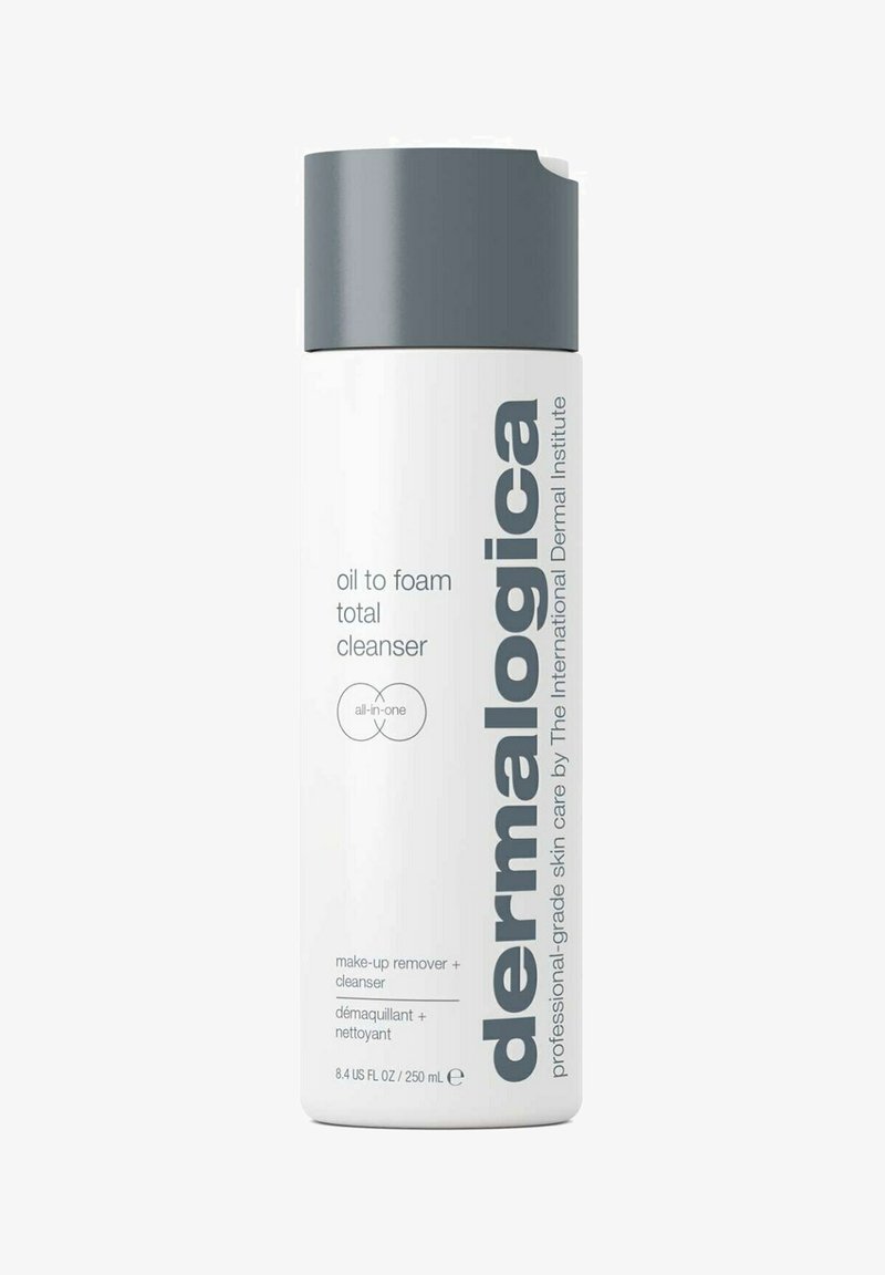 Dermalogica Oil to Foam Total Cleanser-Flasche mit grauem Verschluss, gekennzeichnet als Make-up-Entferner und Reiniger, 250 ml.