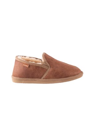 Brun ruskindsindslipper med et lavprofil design, blødt indre for, elastisk sidepanel og en tekstureret gummisål.