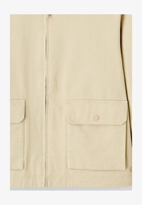 Sélectionné, blanc cassé