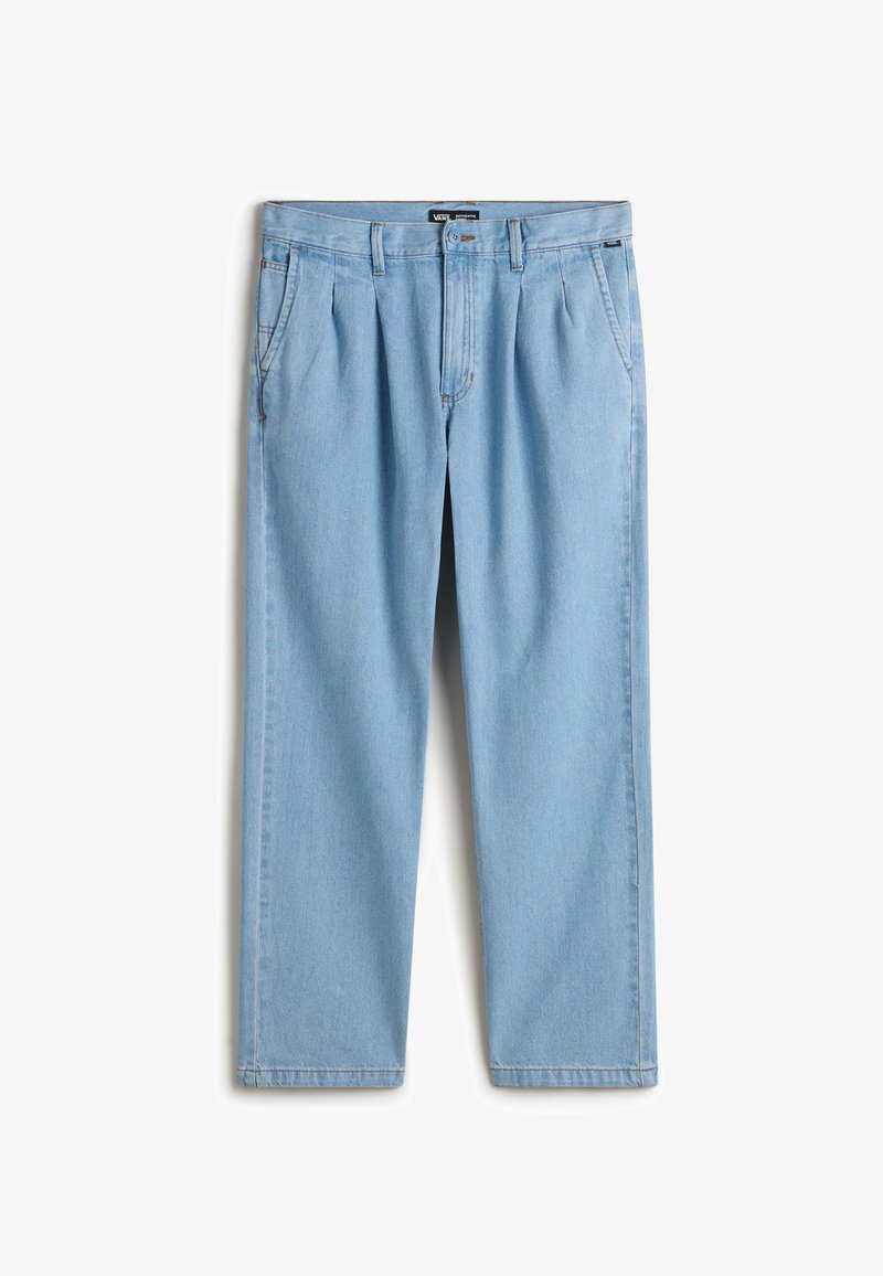 Pantaloni in denim azzurro chiaro con taglio dritto, dotati di una parte anteriore plissettata, tasche anteriori standard e chiusura a bottone in vita.