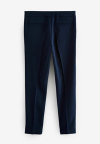 Pantaloni su misura blu scuro con una trama liscia, dotati di tasche anteriori e posteriori e di un design a gamba dritta. Senza decorazioni visibili.