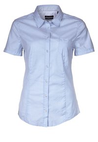 Camicia azzurro chiaro a maniche corte in materiale tessuto, con colletto a punta, bottoni davanti e una piccola tasca sul petto.