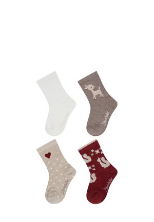 Vier Paar Socken: weiße mit einem gequilteten Muster, braune mit einem Reh, beige mit Pünktchen und einem Herz, rote mit Eichhörnchen und Blumen.