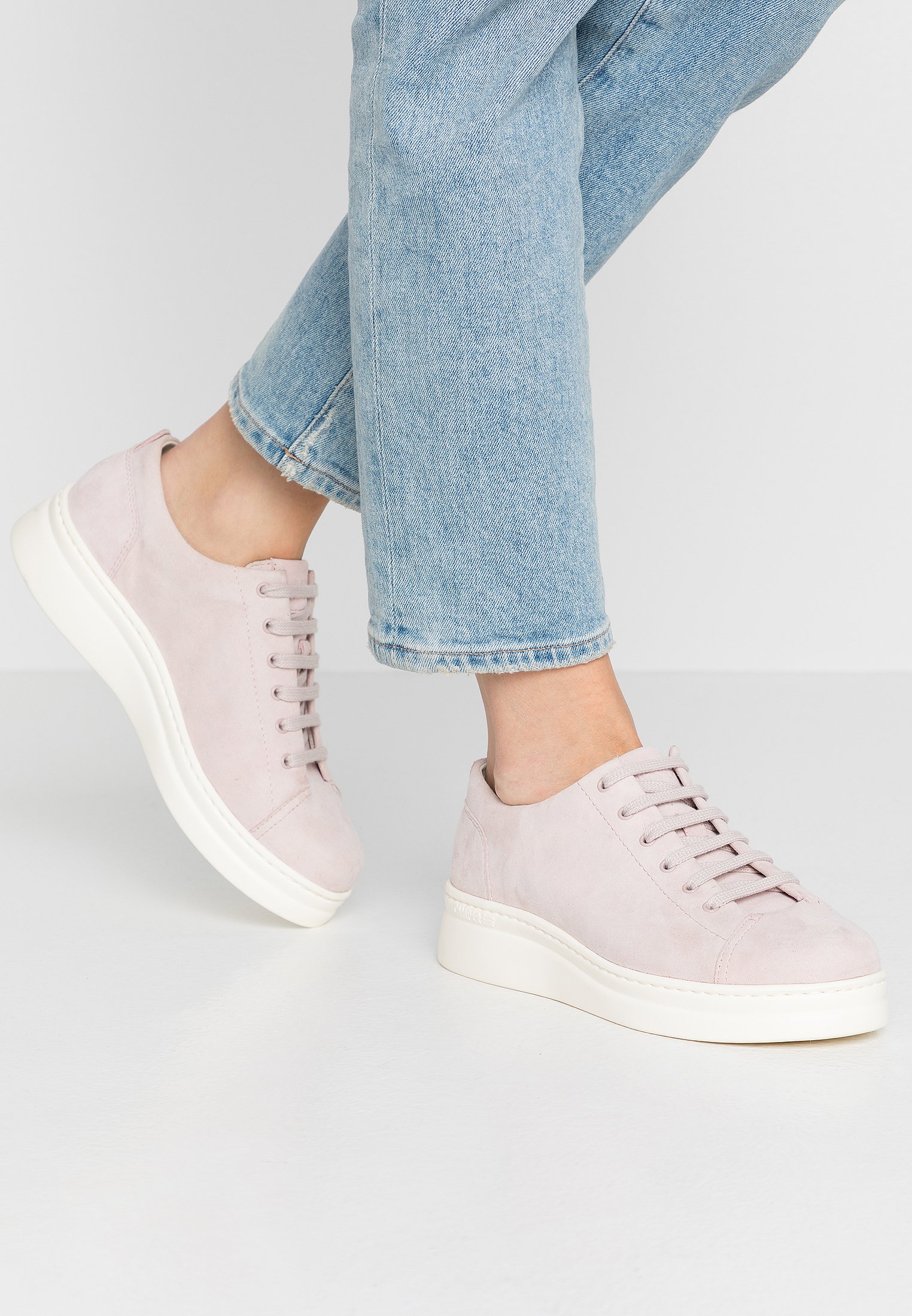 Camper RUNNER UP Joggesko pastel pink Zalando.no Camper COURB Joggesko light pastel grey Zalando.no