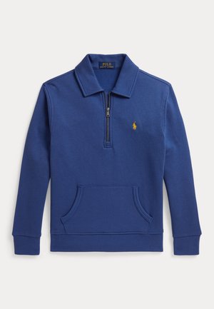 Blauer Langarmpullover mit halbem Reißverschluss, umgeschlagenem Kragen, Kängurutasche vorne und kleinem gelbem Polo Ralph Lauren-Logo auf der Brust.