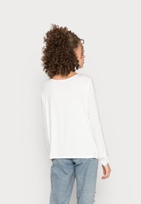 ONLY ONLSTEPHANIE MIX BLOUSE - Camisola de manga comprida - cloud dancer