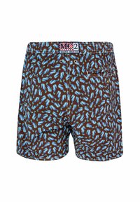 Bañadores marrones con un patrón repetitivo de caballitos de mar azules, cinturilla elástica y bolsillo trasero. Elaborados con tela ligera.