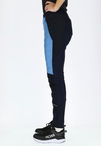 Swedemount NORDIC HYBRID TIGHTS W - Outdoorbroeken - dusty blue navy