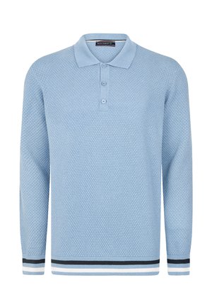 Hellblaues Polo-Shirt mit langen Ärmeln, strukturiertem Strickdesign, einer Drei-Knopf-Leiste und gerippten Bündchen mit weißen und marineblauen Streifen.