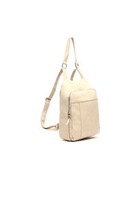 Smėlio spalvos odinė kuprinė su reguliuojamais diržais, stačiakampio formos, priekinis užtrauktukas, glotni tekstūra ir minimalistinis dizainas.