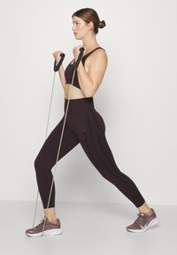 ICANIWILL RUSH SEAMLESS - Tights - burgundy
