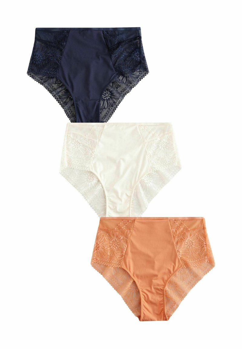 Tre paia di mutande alte da donna: blu con pizzo floreale, bianche con dettagli floreali e arancioni con particolari in pizzo testurizzato.