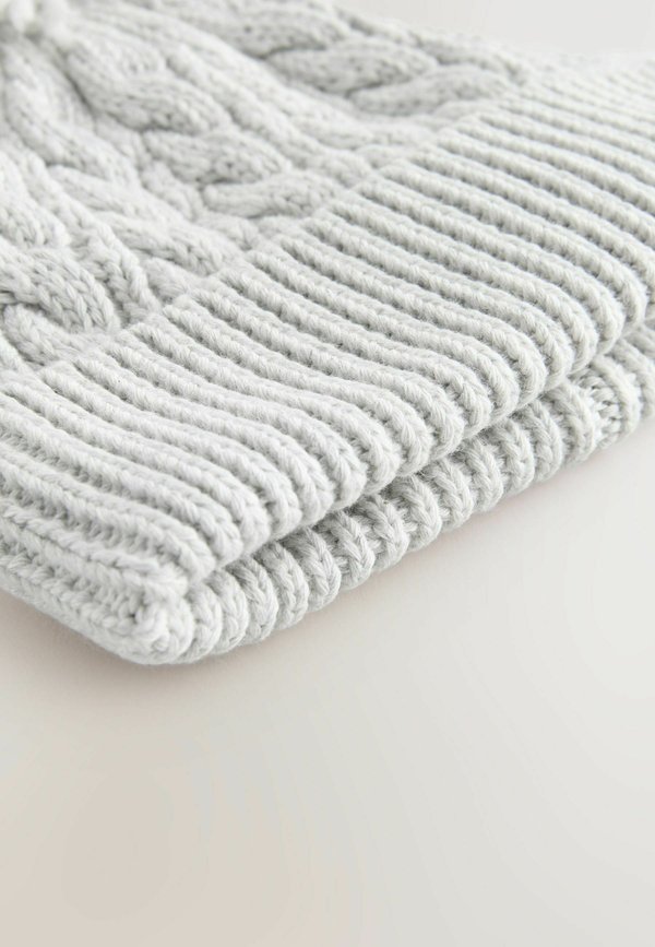 CABLE POM  – Mütze