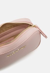 Valentino Bags SPECIAL MARTU - Mala a tiracolo - cipria