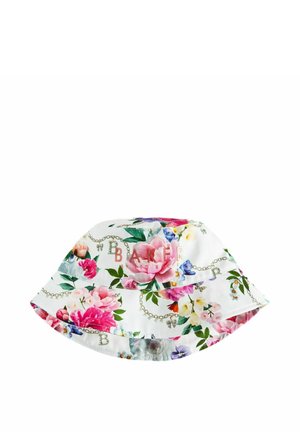 Witte emmerhoed met bloemenprint in roze, paars en blauw en een subtiel goudkleurig kettingpatroon, met de tekst "BAKER" in roségouden letters.