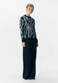 Object OBJRAY  - Maglione - black