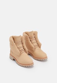 6 IN LACE BOOT UNISEX - Stivaletti stringati - light beige full grain