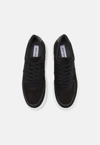 Steve Madden FLYNN - Joggesko - black
