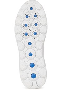 Vit skosula med cirkulära upphöjda mönster och blå detaljer, inklusive små perforeringar för andningsförmåga, utformad för grepp.