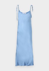 Επιλέχθηκε, bel air blue