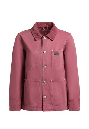 Fialovo-ružová bunda na zapínanie na gombíky s kordurovým golierom a štyrmi prednými vreckami, vybavená kovovými patentnými gombíkmi a malou čiernou logovou náplasťou na vrecku na hrudníku.