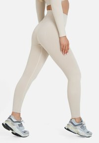 SQUATPROOF RETAINED SEAMLESS HIGH WAIST  - Tajice - beige