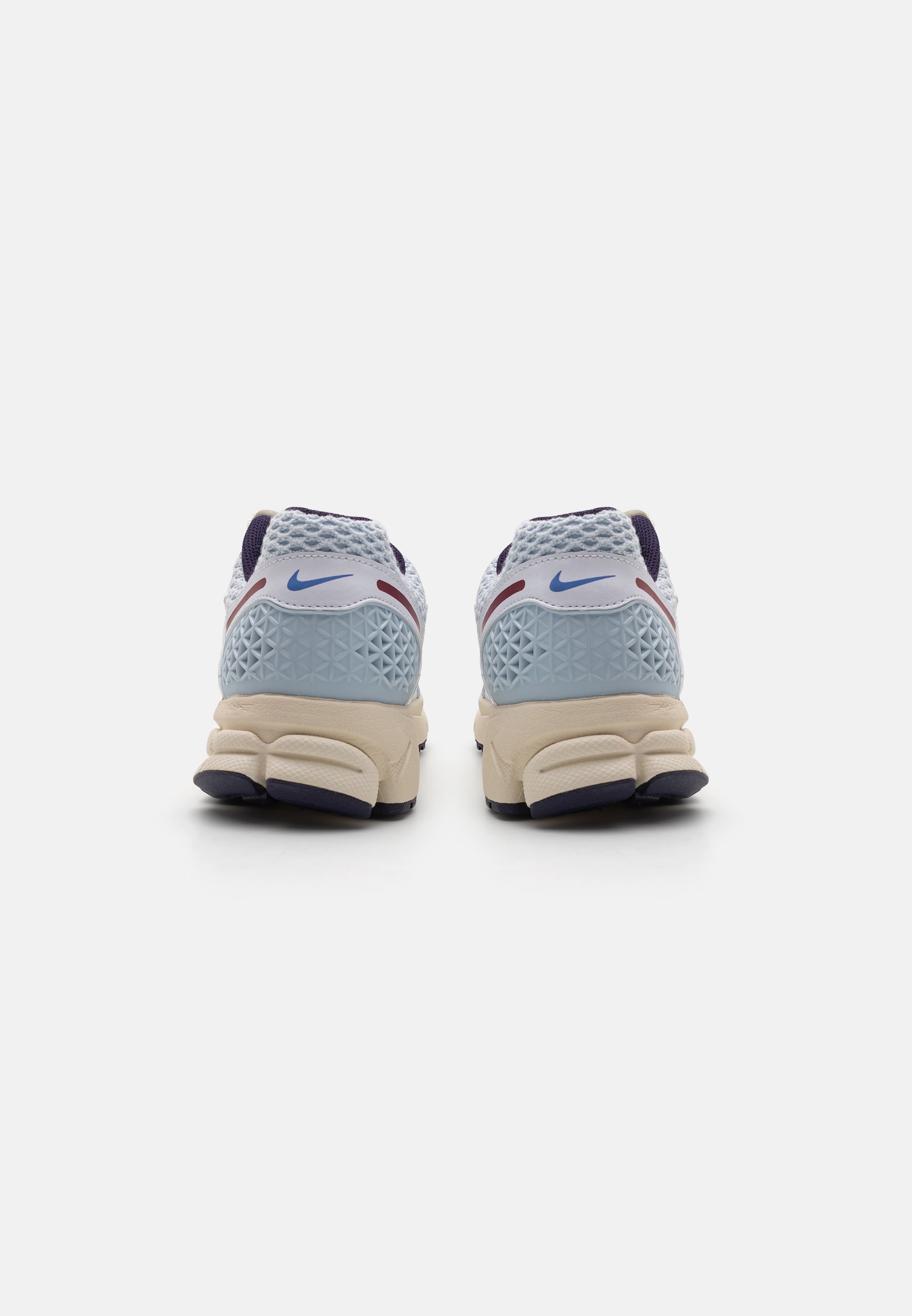 スニーカー (W) Nike Zoom Vomero 5 Blue Tint Purple Ink Sneaker Politics