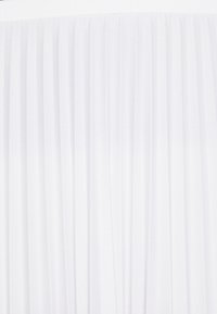 Lacoste Falda acampanada - white