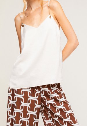 Top - white