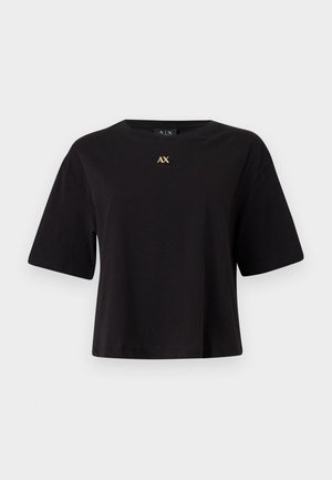 Schwarzes T-Shirt mit kurzen Ärmeln aus Baumwolle in lässiger Passform, mit einem goldenen "AX"-Logo, das zentral auf der Brust platziert ist.